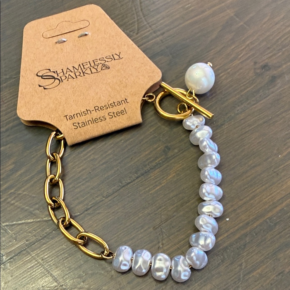 Gold and Pearl Bracelet